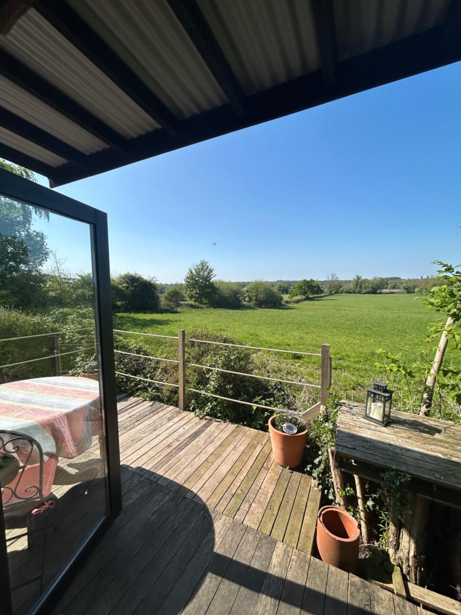 Countryside Garden Summer House Calne Bagian luar foto